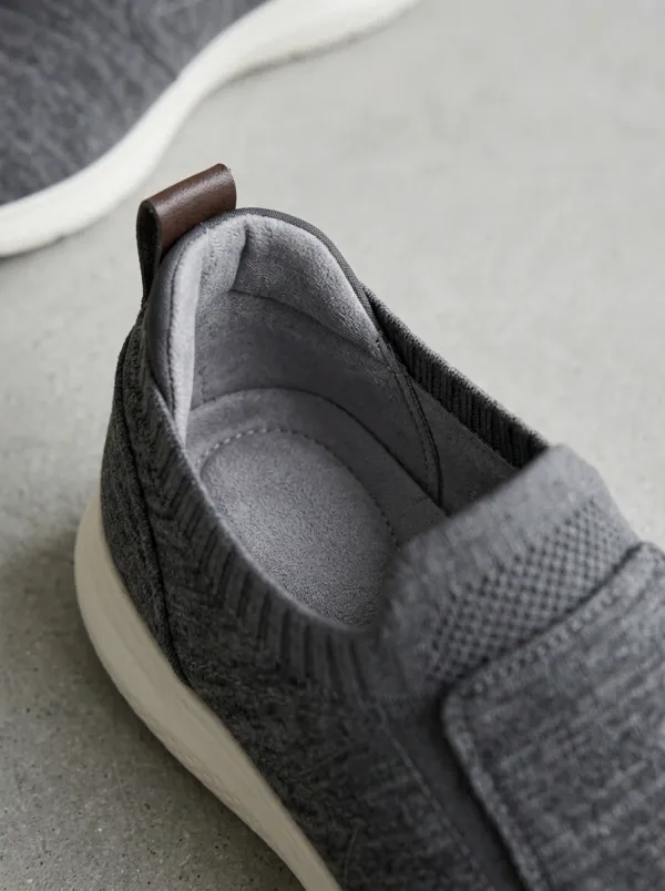 Outdoor-Inspired Knit Graphic Detail Men's Stretch Canvas Shoes