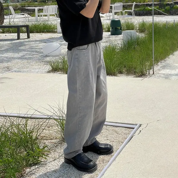 Clean Wide Leg Washed Jeans
