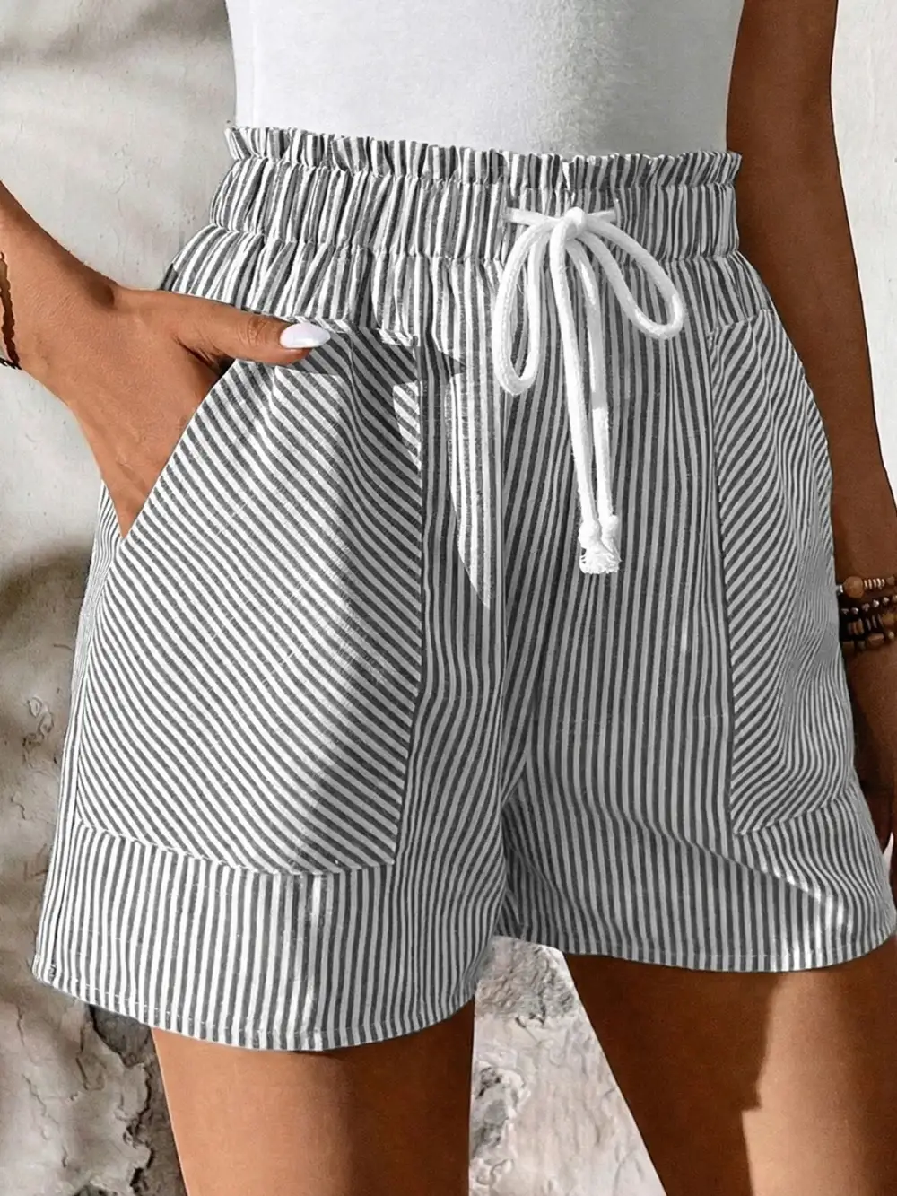 Refined Drawstring Elastic-Waist Pocketed Cotton Casual Shorts