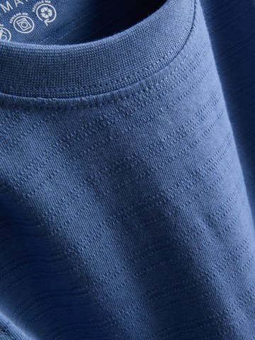 1.5-8yrs | Textured T-Shirt detail 2