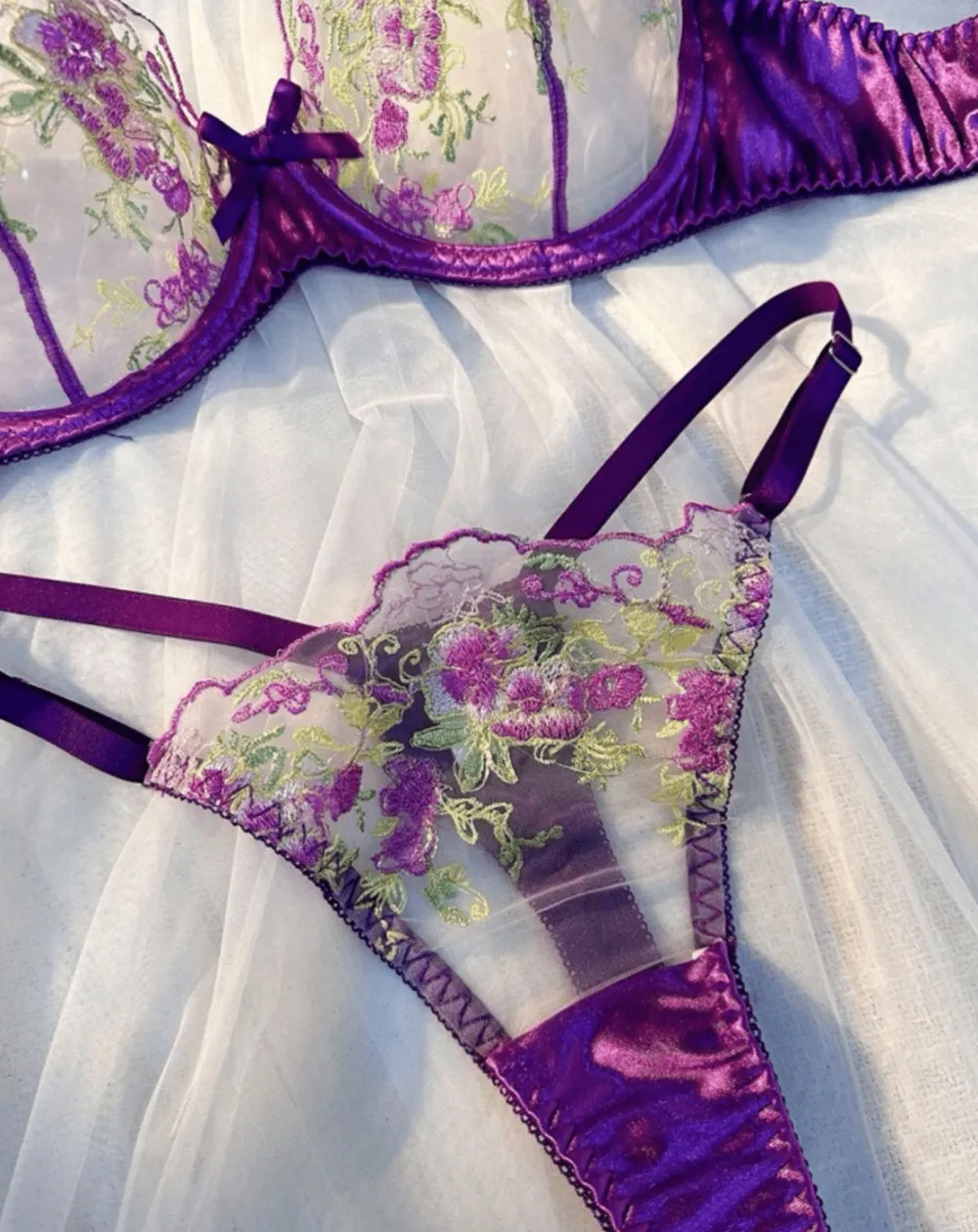 Textured Silk Lingerie Set