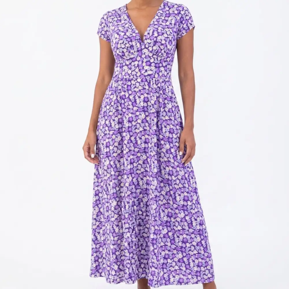 Distinctive Refined Women's Midi Dress
