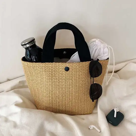 Chic Straw Tote Bag - Effortless Summer Vacation Aesthetic