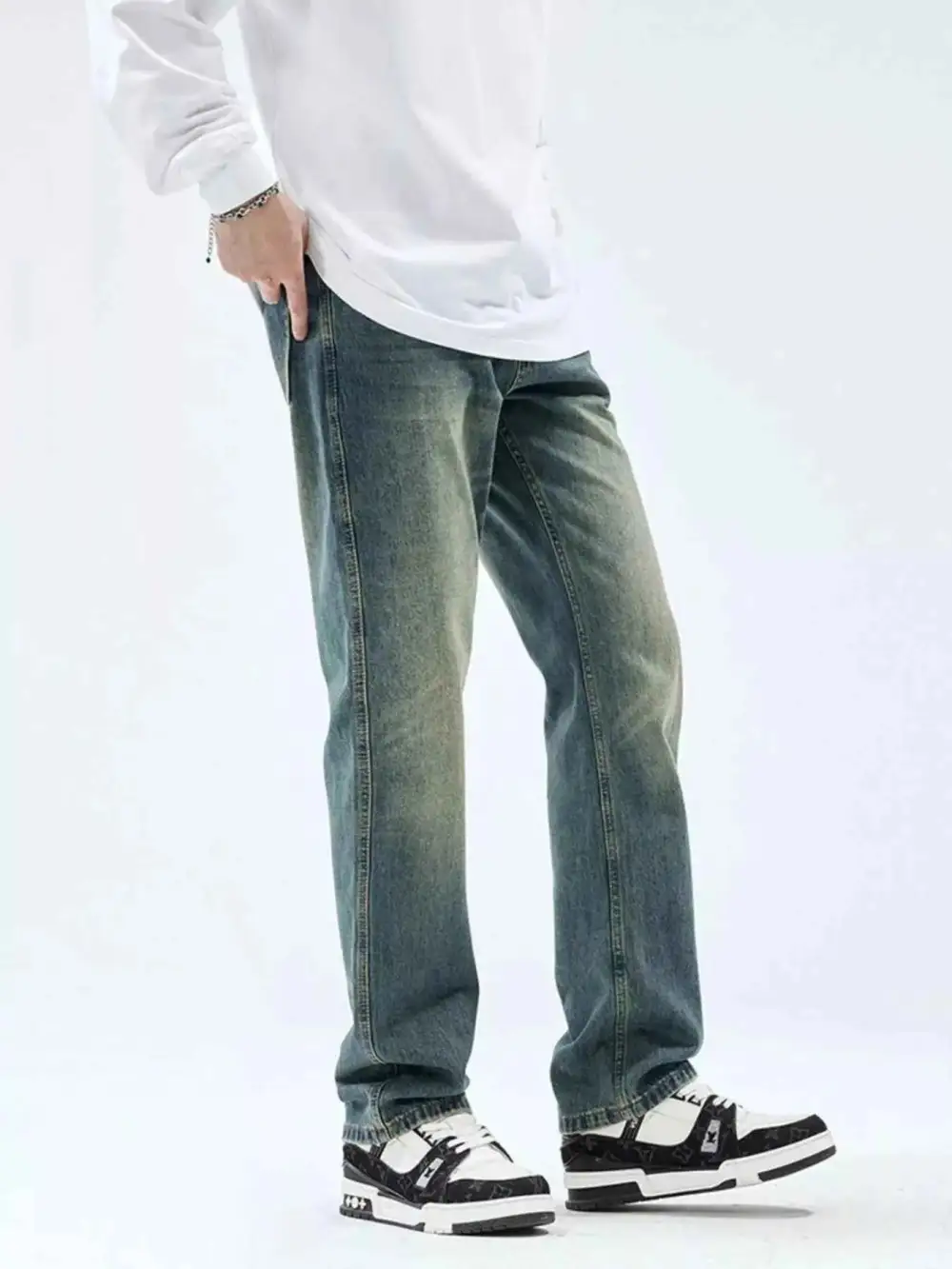 Everyday Washed Straight Leg Jeans