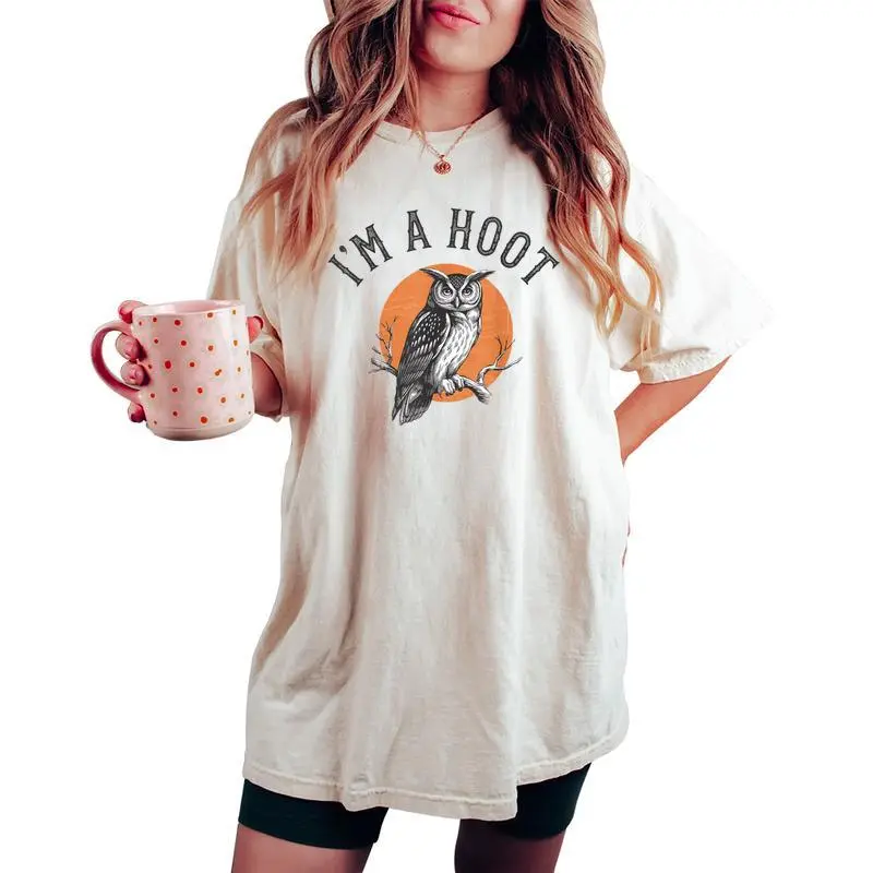 Retro I'm A Hoot Owl Bird Pun Sarcastic Jokes Men Women's Oversized Comfort T-shirt