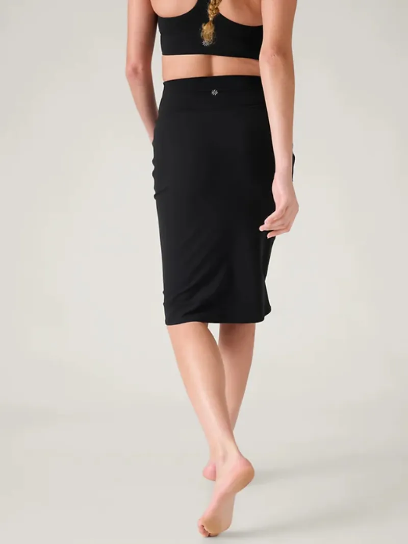 Fitted Midi Skirt For Sleek Casual Style