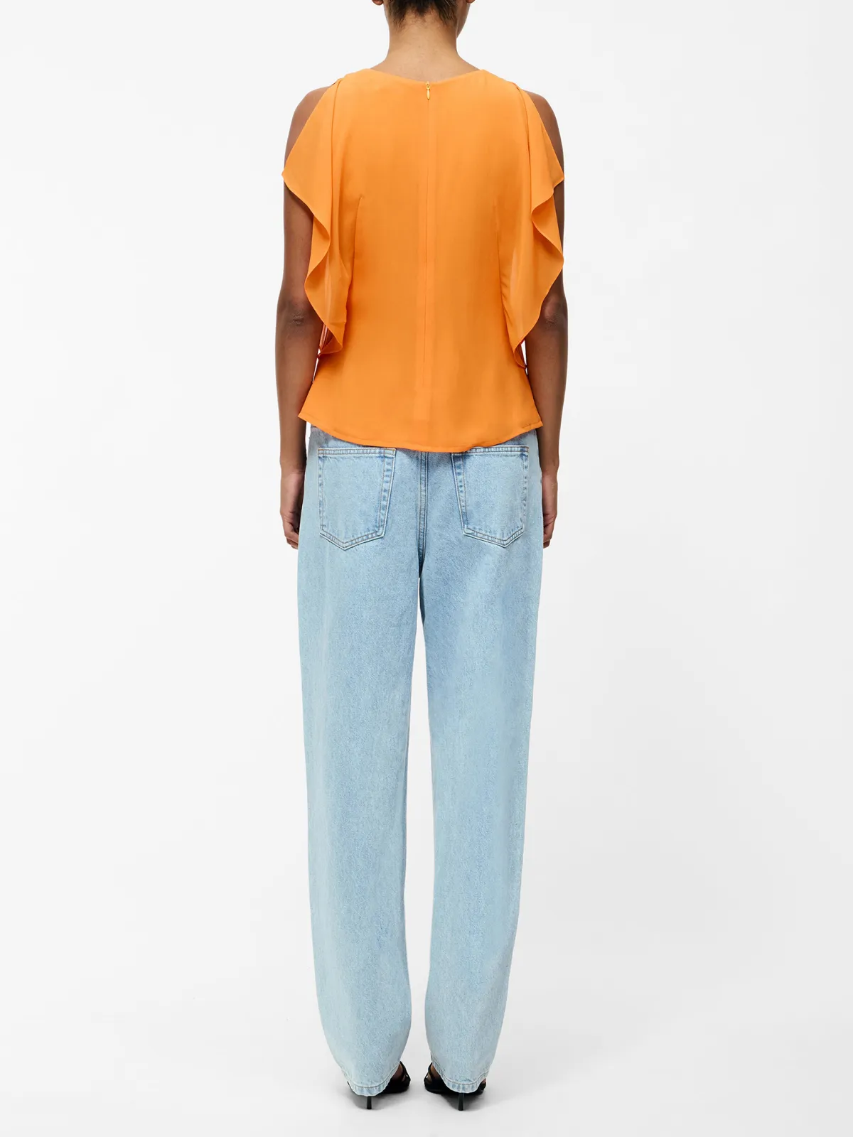 Elegant Solid Color Sleeveless Round Neck Top