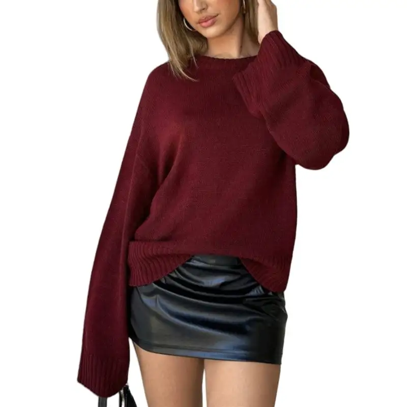 Sculpted Women's Round-Neck Relaxed Sweater