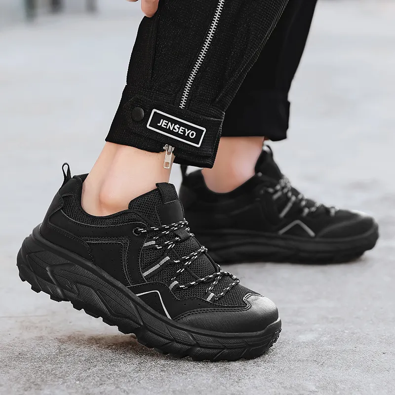 Men's Reinforced Walking Shoes