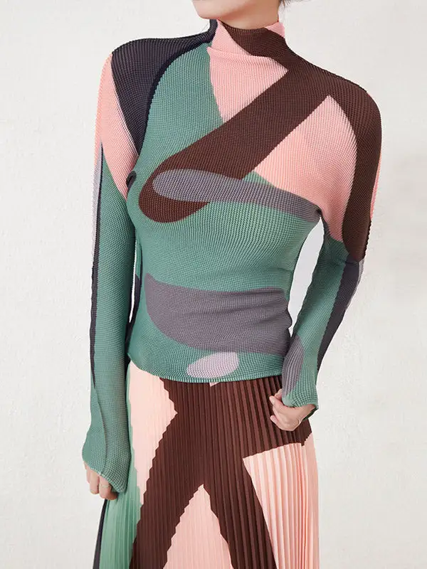 Long Sleeve Contrast Pleat Detail Mock Neck T-Shirt