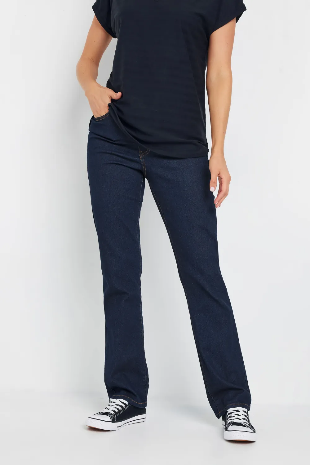 Front Pocket Daily Jeans