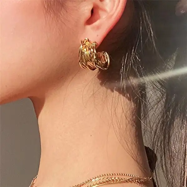 C-Shaped Hoop Earrings