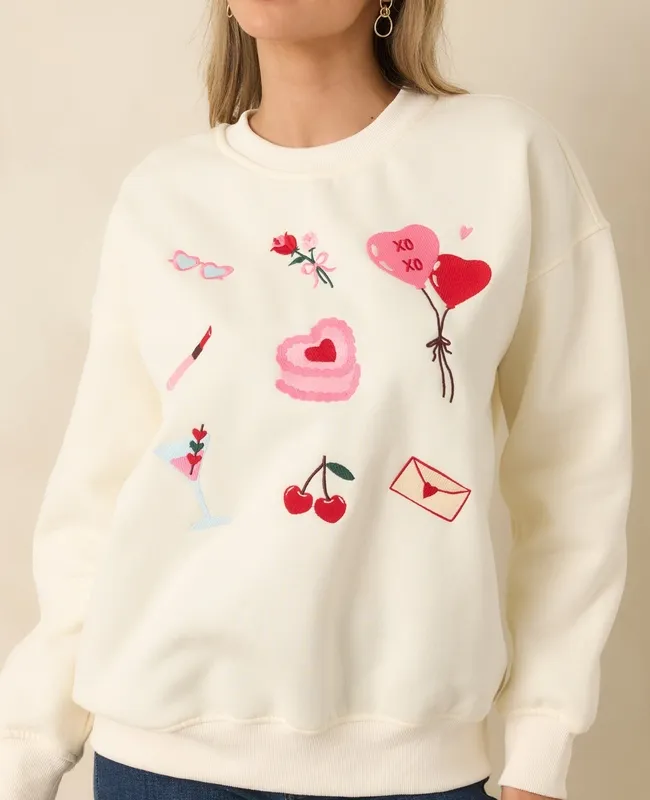 Ivory Heart Graphic Crewneck Sweatshirt
