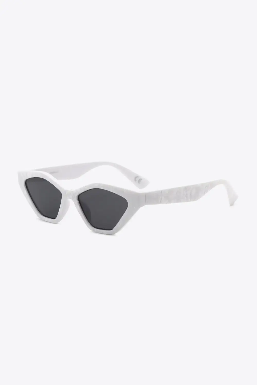 Polished Cat Eye Frame Sunglasses
