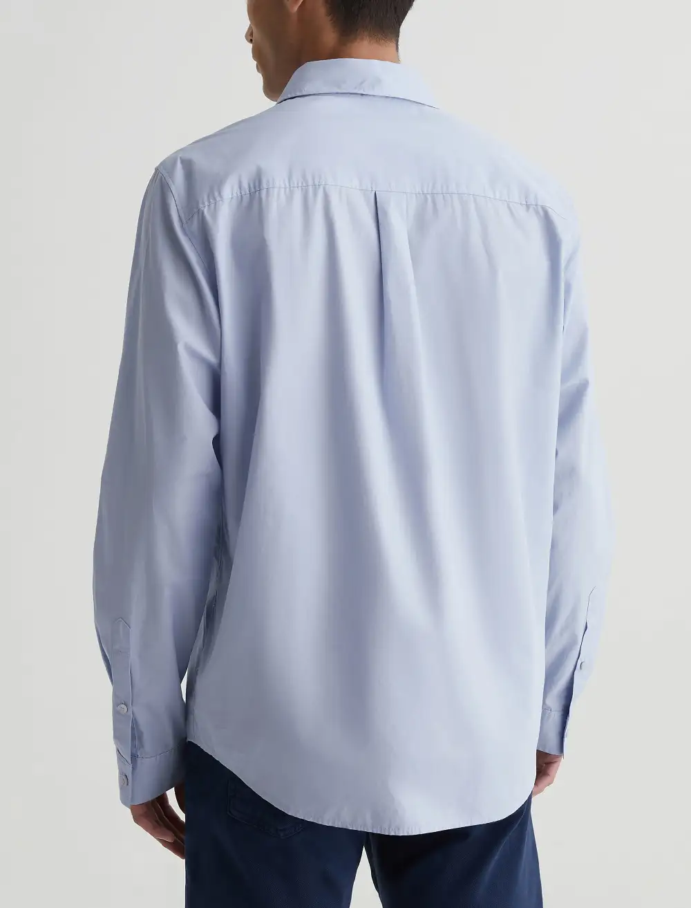 Men's Classic Fit Button-Up Shirt
