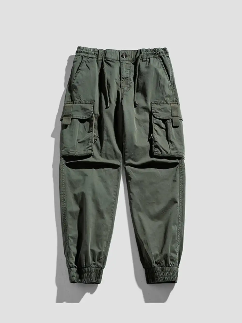 Refined Men's Cargo Pants with Multiple Pockets