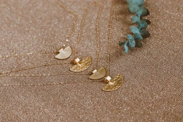 Modern Accent Necklace