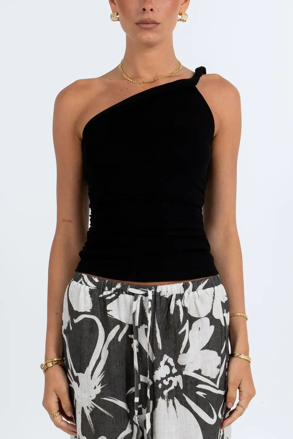 Easy Fit Off Shoulder Sleeveless Top