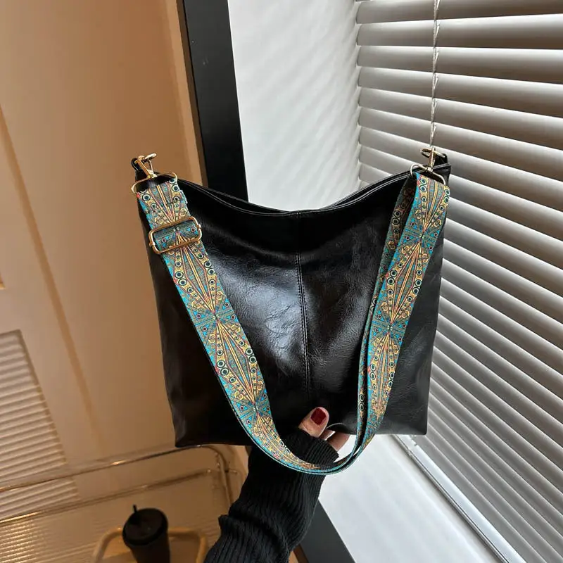 Minimal Roomy Faux Leather Bucket Bag