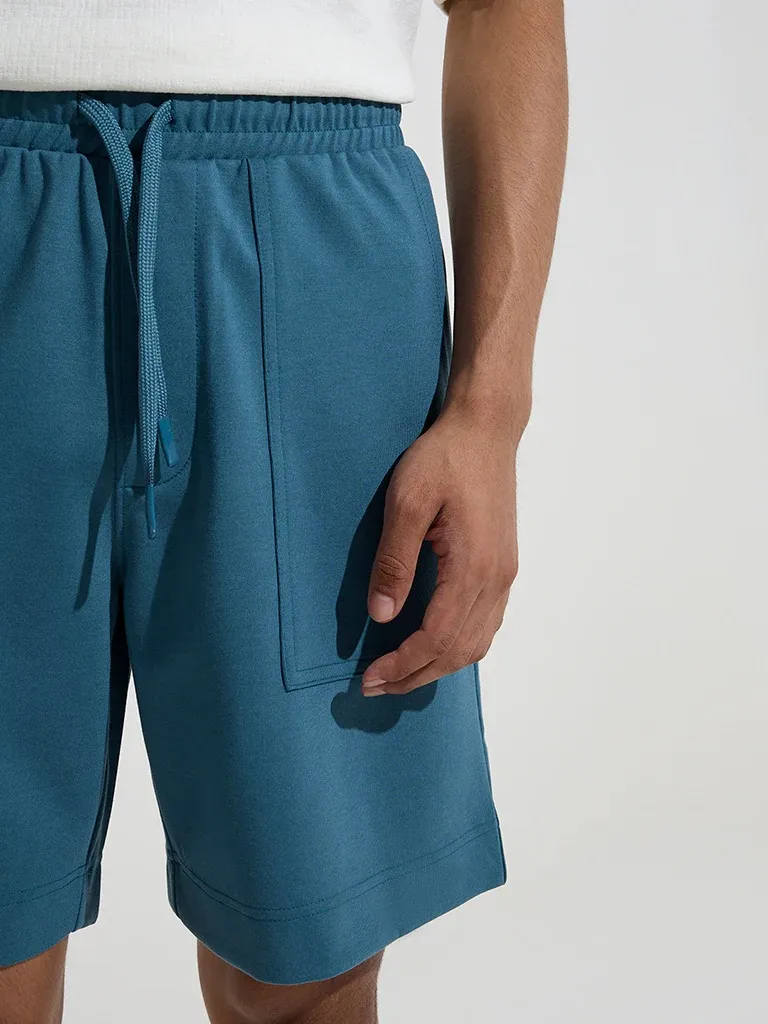 Solid Loose Mid-Waist Shorts