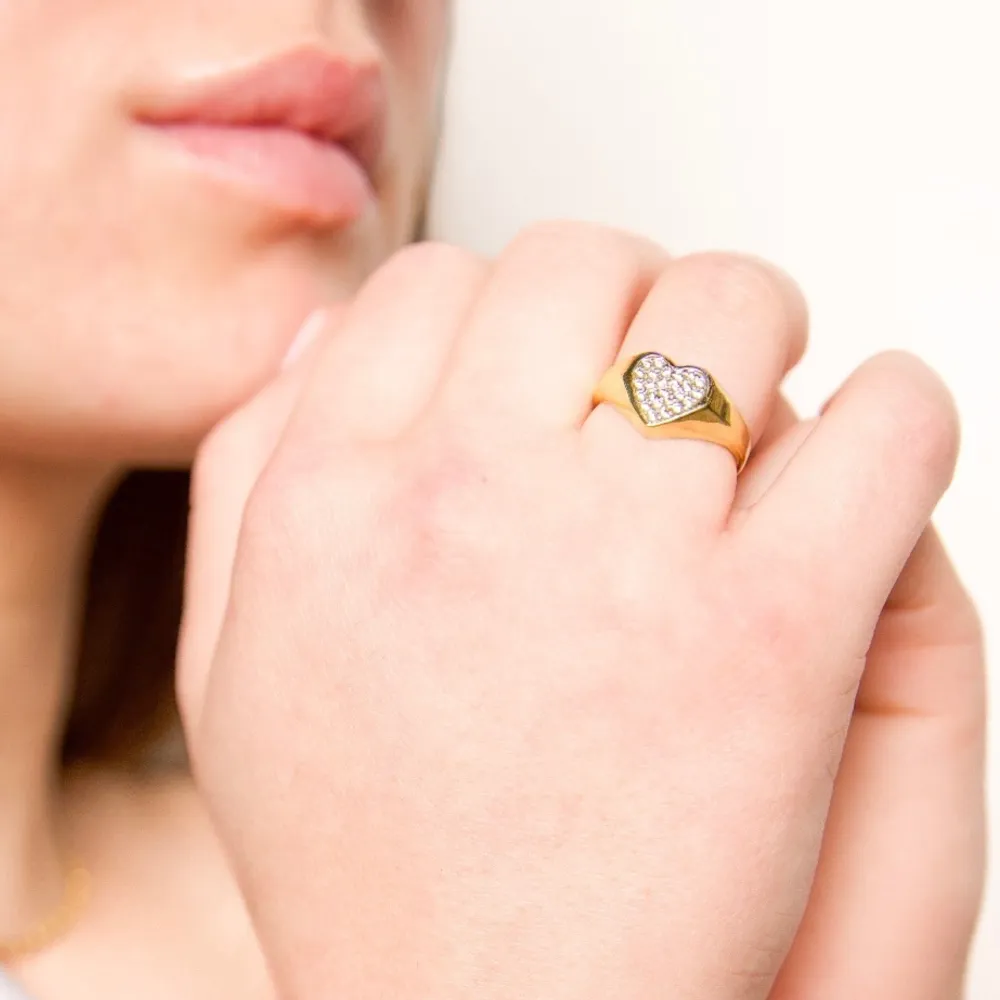 Minimal Heart Statement Ring