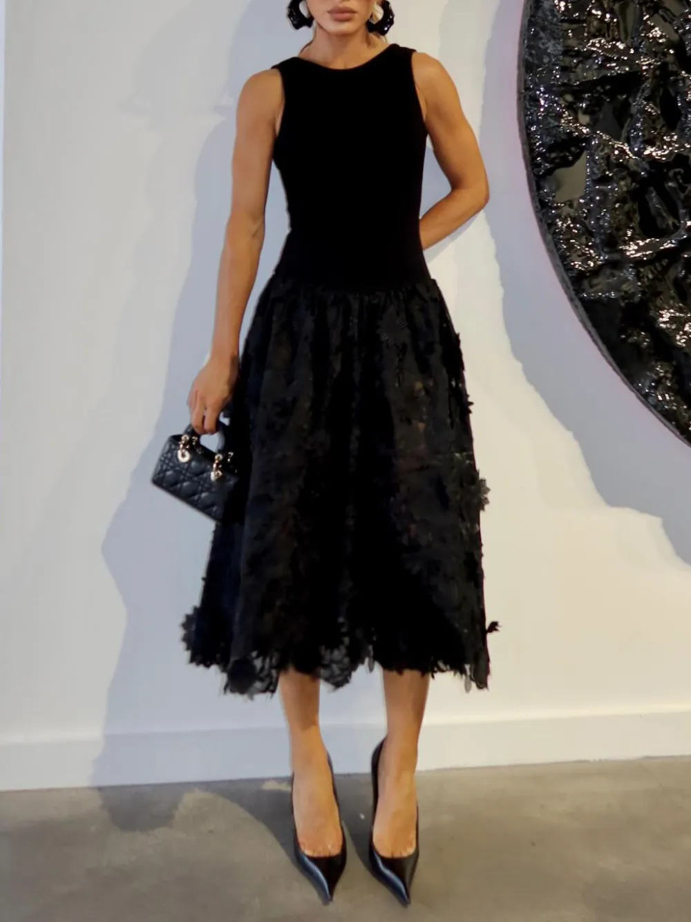 Lace Embroidered Sleeveless Midi Dress