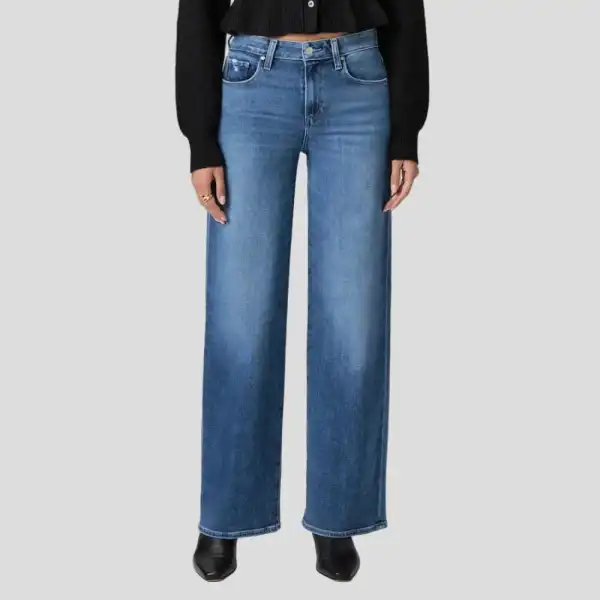 Relaxed Wide-Leg Mid-Rise Women's Jeans