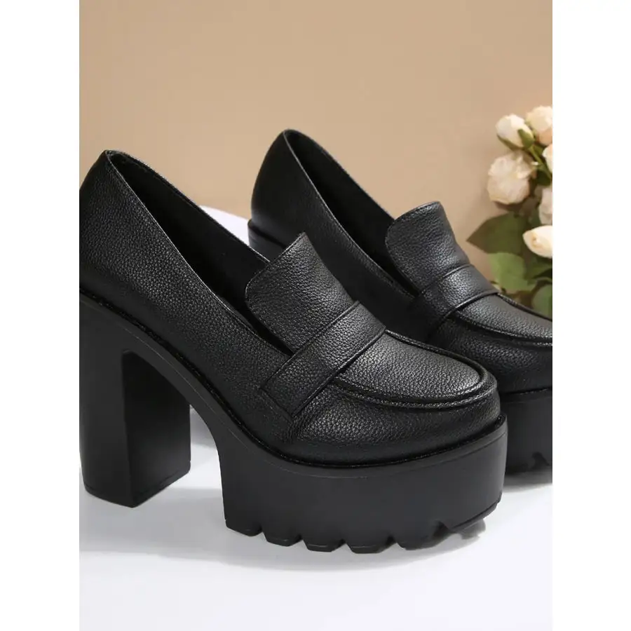 Round Toe Platform Block Heels Pumps