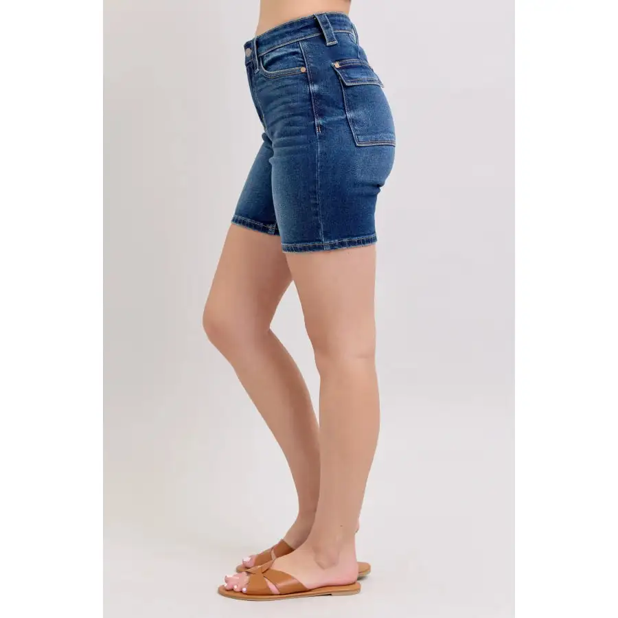 Full Size High Waist Bermudas Jeans W Back Flap Pockets Plus Size