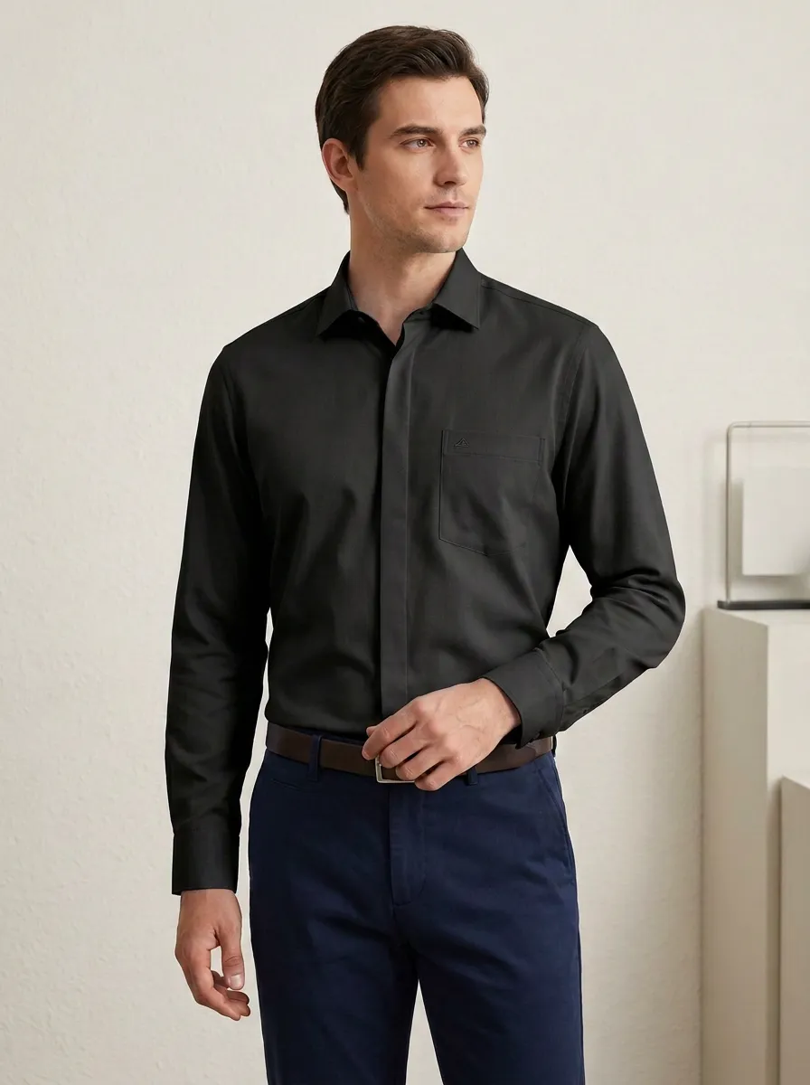 Men's Non-Iron Cotton Light Blue Embroidered Logo Dress Shirt