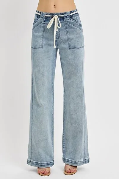Comfortable Washed Pocketed Stretch Straight Leg Jeans