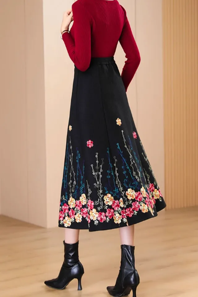 Refined Floral Wool Blend A Line Elastic Waist Midi Skirt