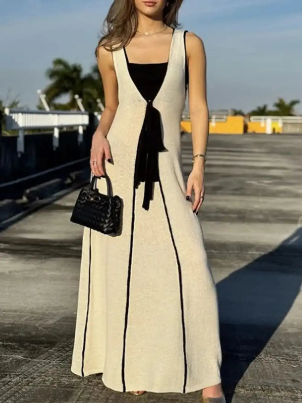 Contrast Knit Sleeveless Maxi Dress