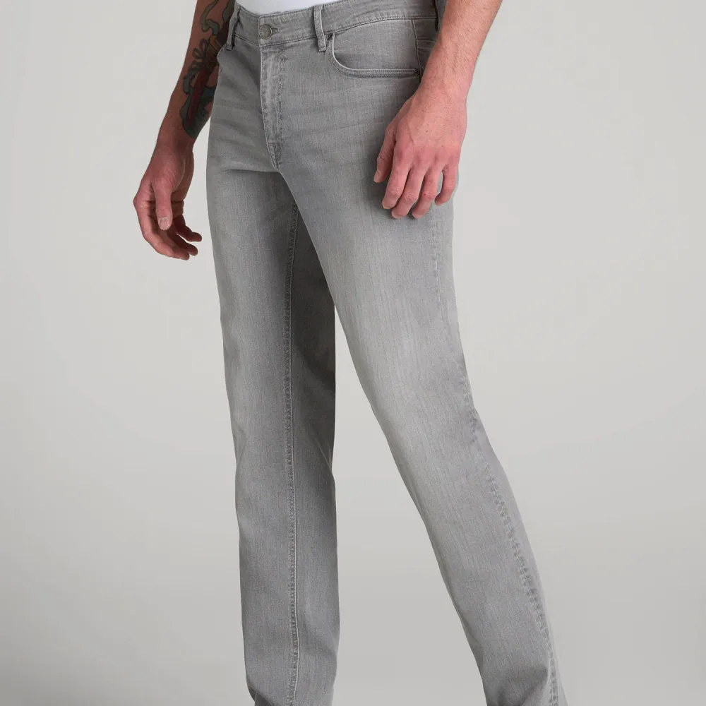 Men's Everyday Tapered Jeans