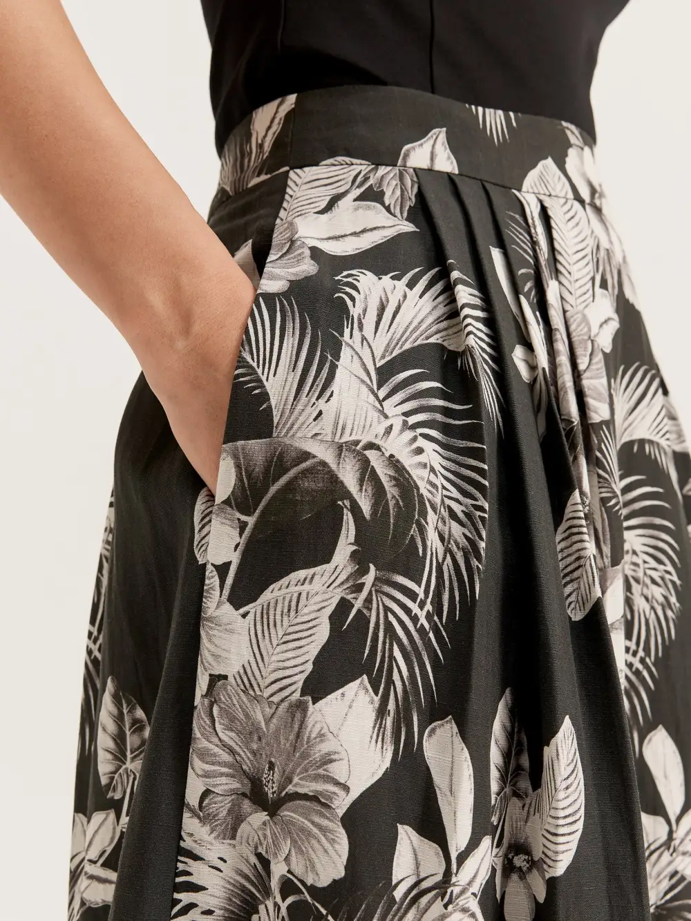 Jungle Night Skirt