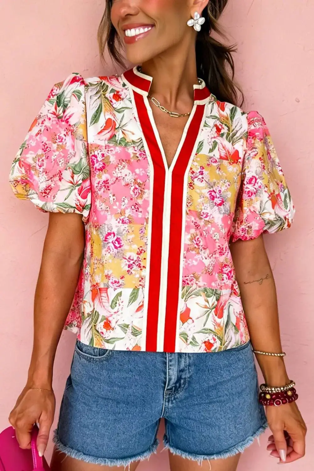 Contrast Collared V-Neck Short Sleeve Floral Blouse