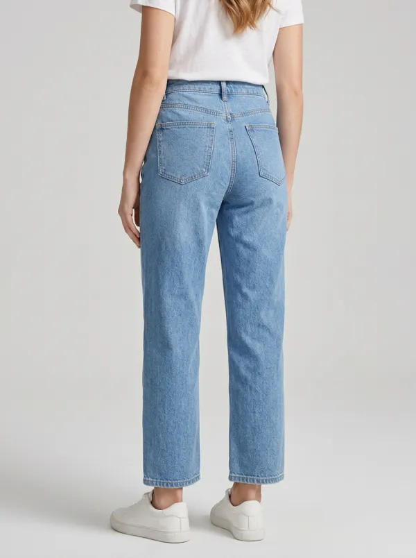 Women's Casual High-Waisted Light Wash Straight Leg Jeans