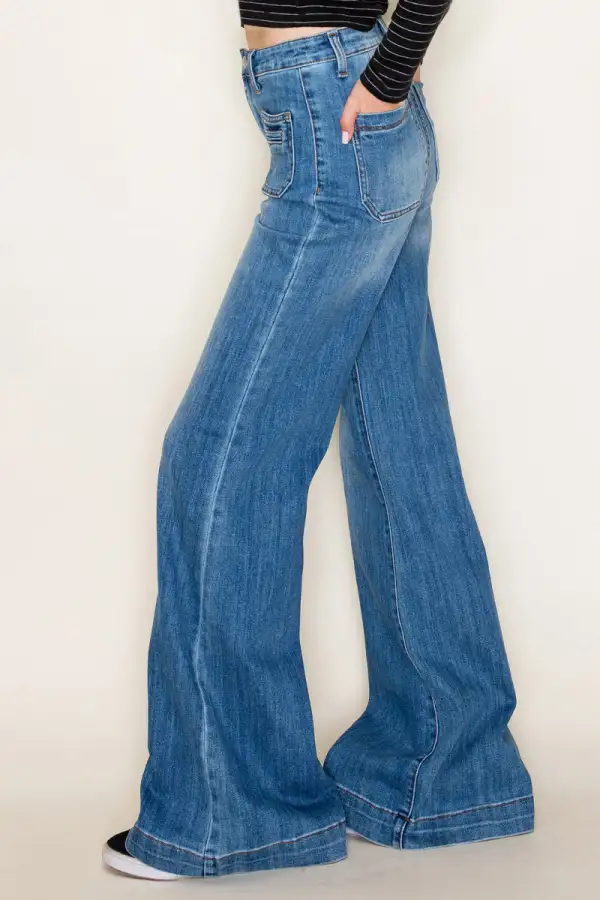 Women's High Rise Patch Pocket Wide Leg Stretch Denim Jeans