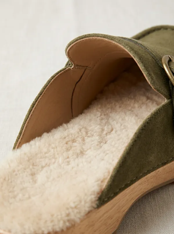 Women's Rugged Faux Fur Lined Buckle Detail Clog Style Suede Wood Sole Loafers
