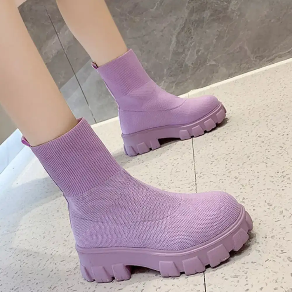 Round Toe Block Heel Boots