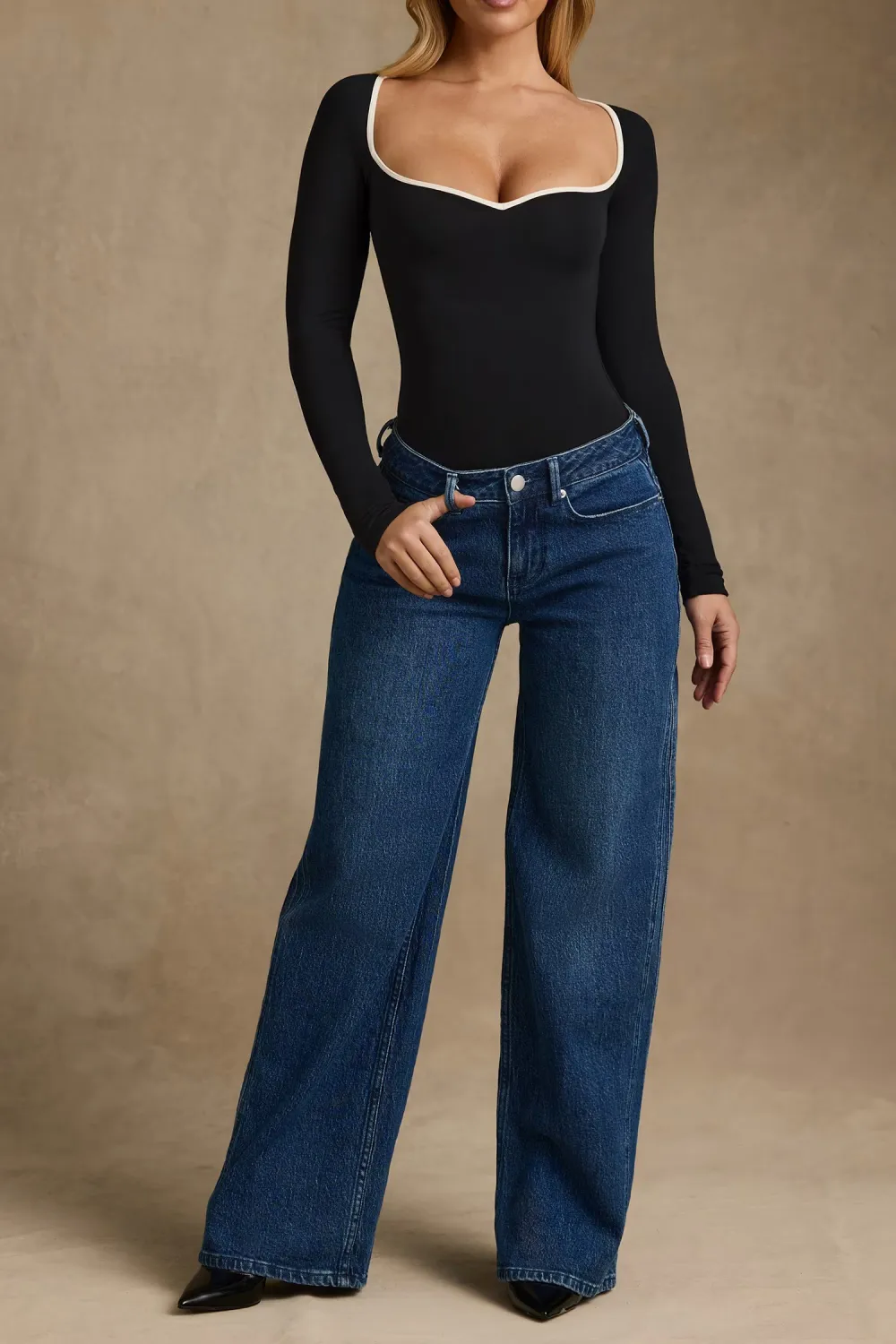 Sweet And Elegant Women's Long Sleeve Bodysuit