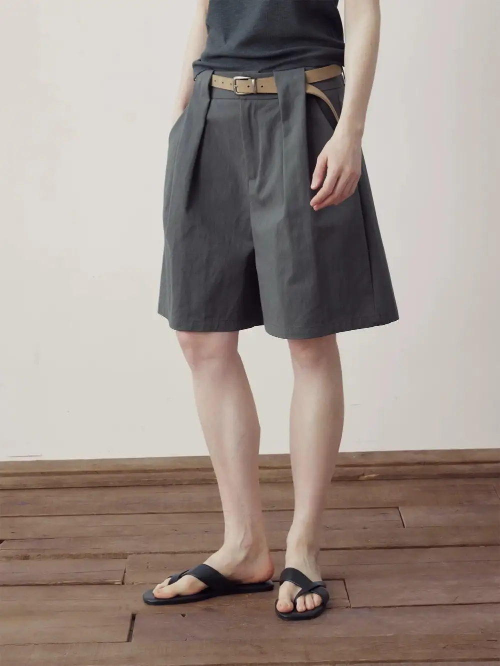 Belt Loop Loose Shorts