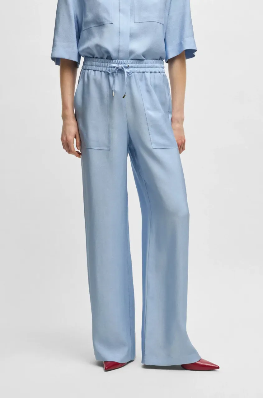 Classic Wide-Leg Relaxed Twill Women's Trousers