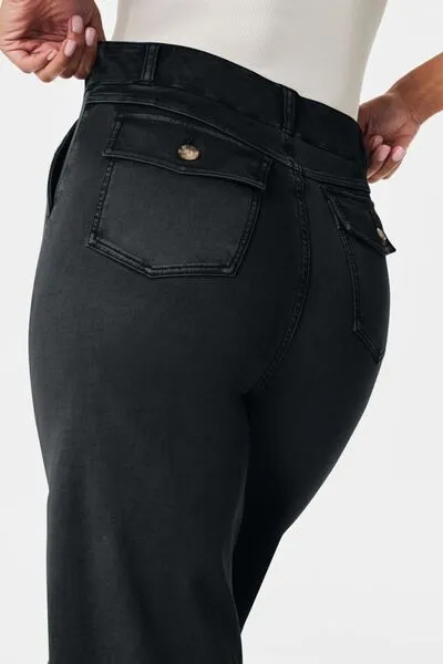 Relaxed High Waist Pocketed Denim Jeans