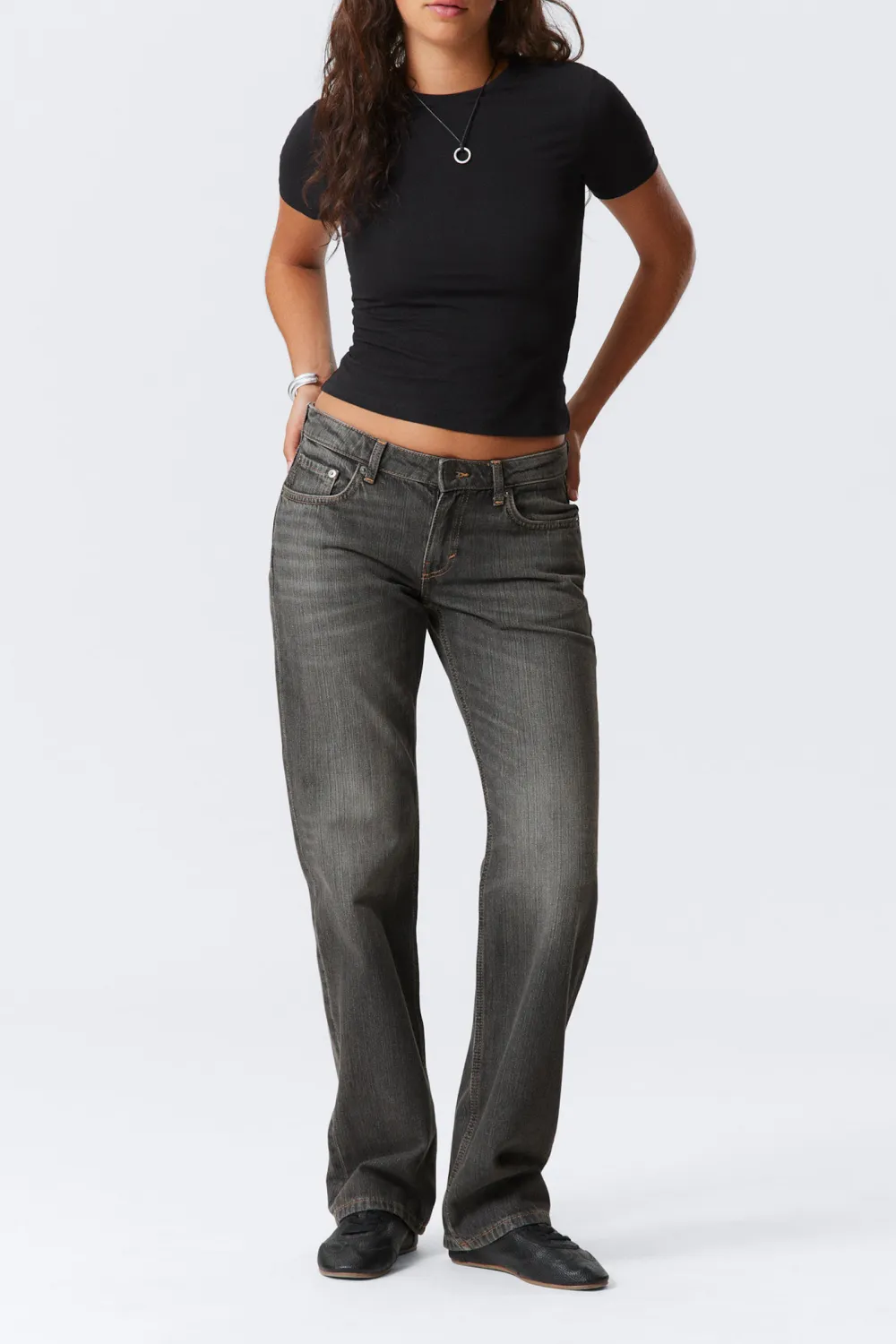 Straight Leg Jeans With Pockets