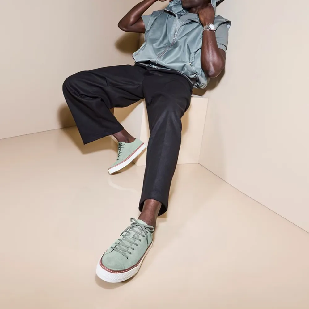 Relaxed Fit Casual Style Pull-On Sneaker
