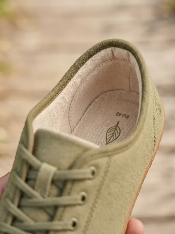 Trail-Inspired Leaf Graphic Fit Unisex Barefoot Shoes