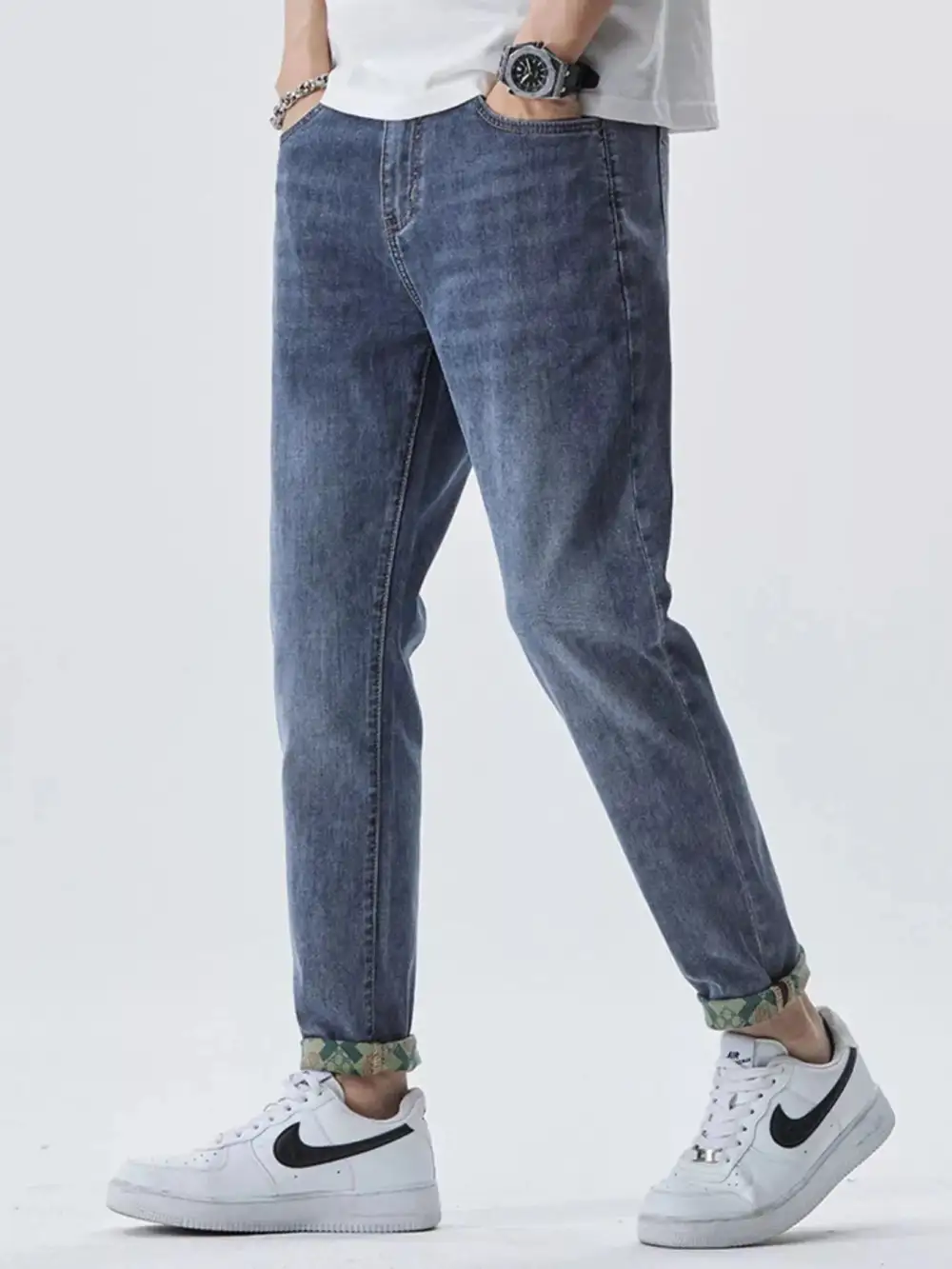 Straight Fit Jeans