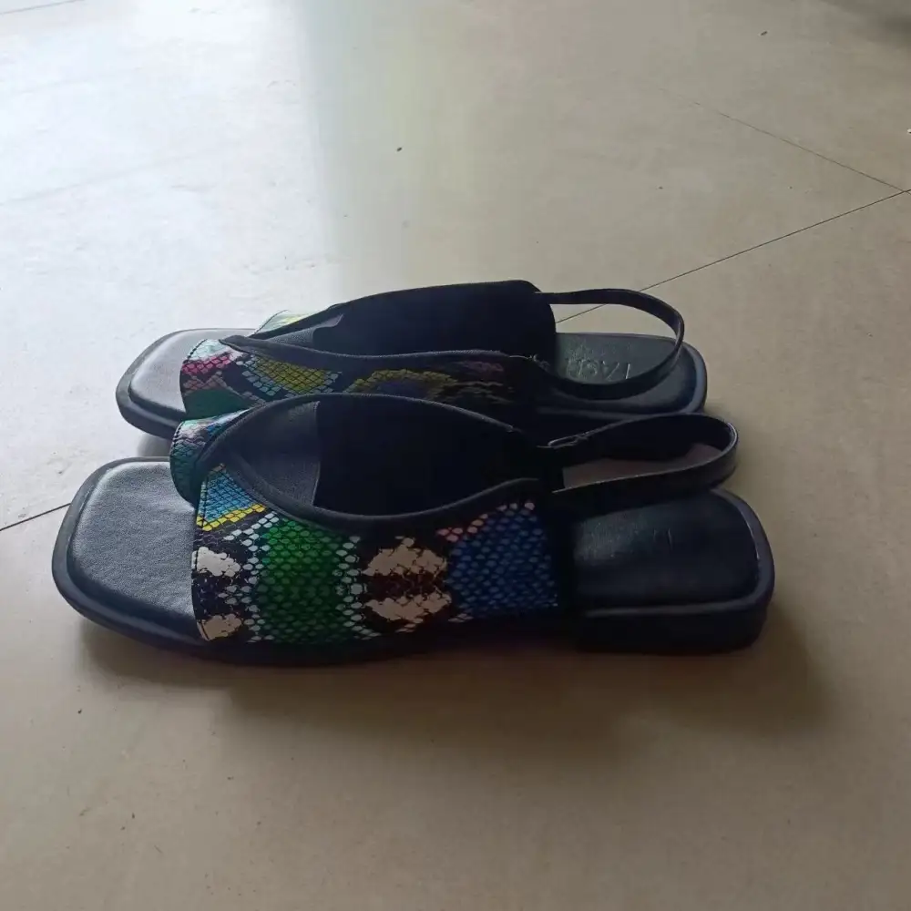 Floral Detail Flat Sandals