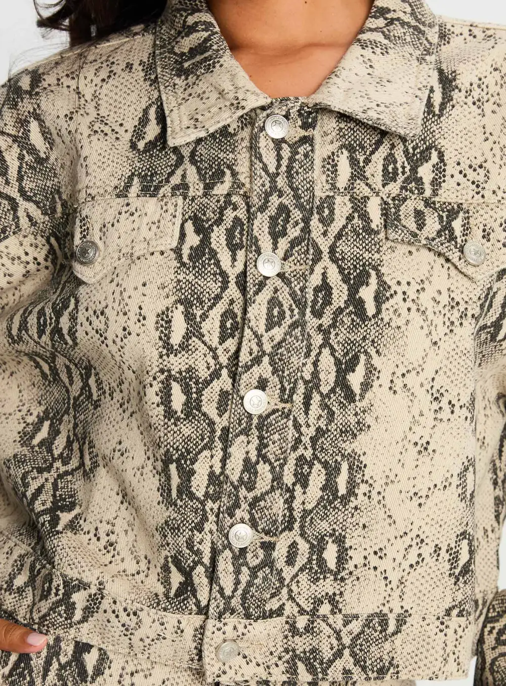 Women’s Streetwear Contour Jacket